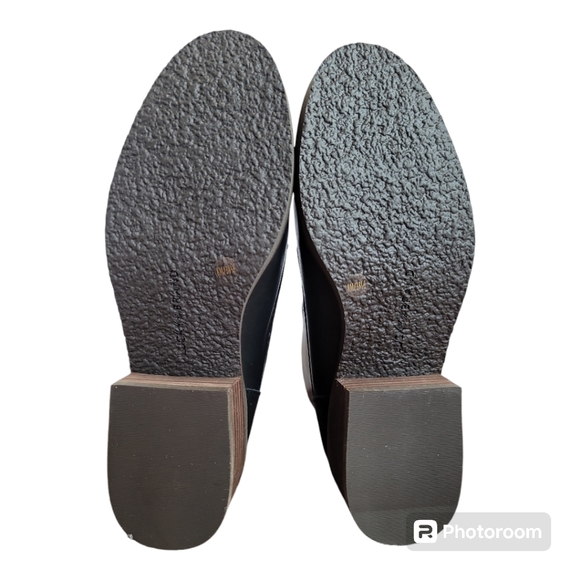 Lucky Brand Tibly front zip black 8M ankle soft leather boot 2" heel streetwear - Picture 4 of 6